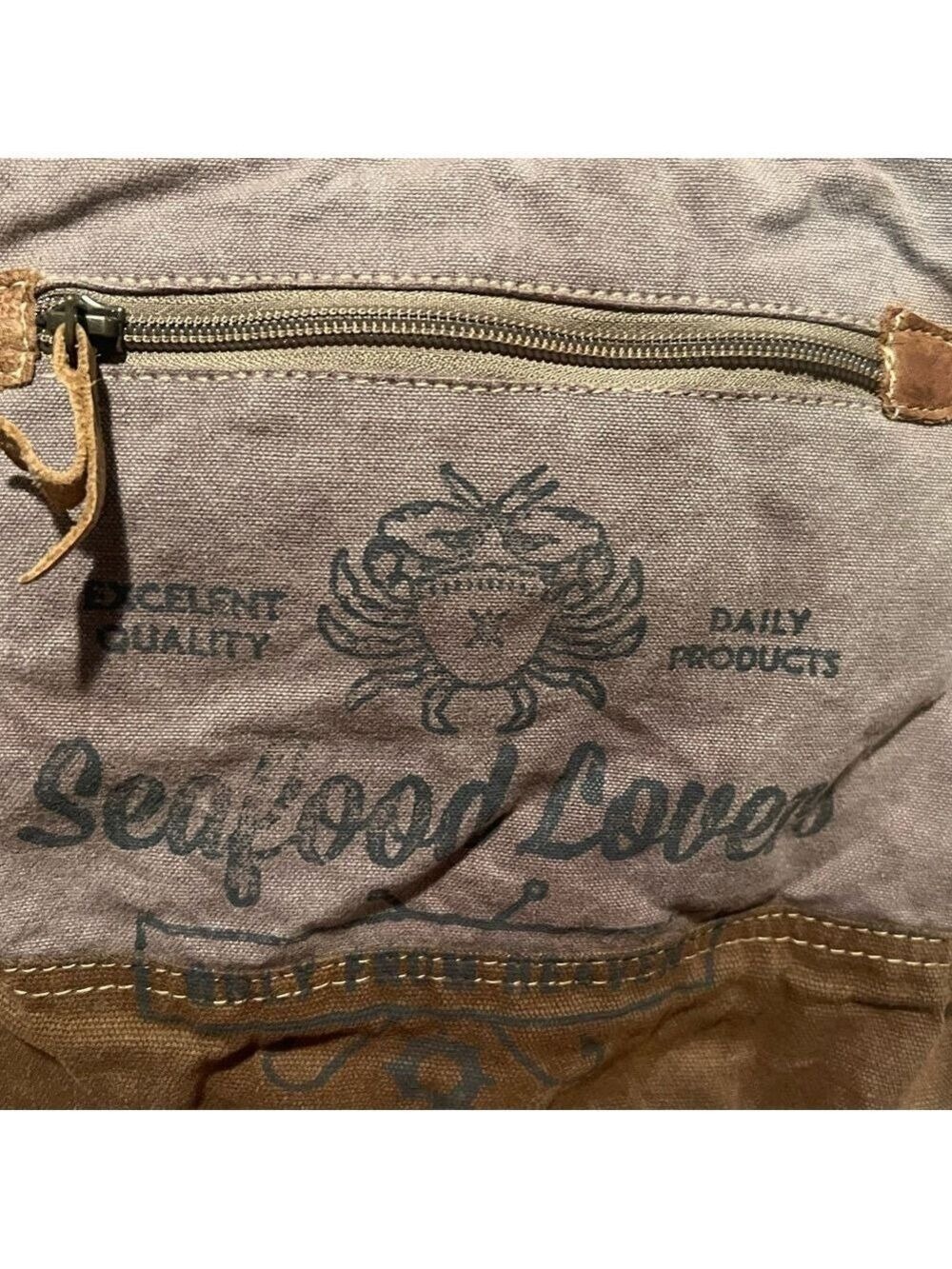 VINTAGE MYRA TOTE BAG. Great Condition! - Picture 2 of 8